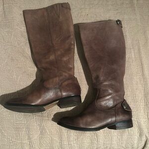Arturo Chiang Fierce Riding Boots Size 7M Chocolate Brown Back Zipper